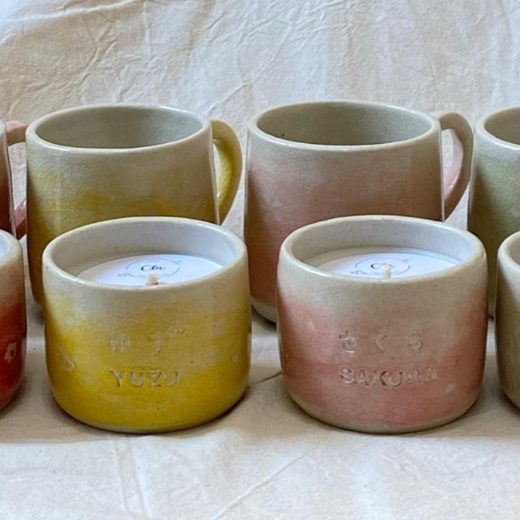 Velas em copinhos de cerâmica